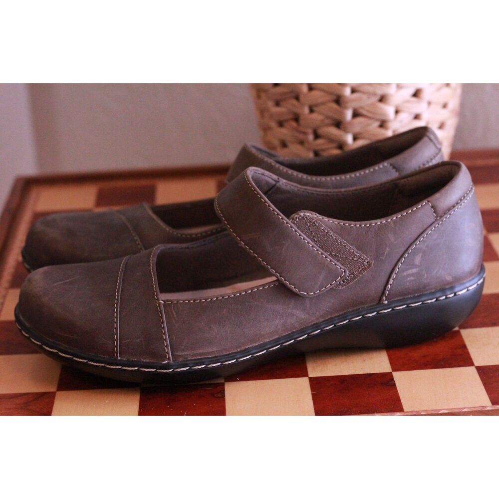 Clarks Collection Leather Mary Janes Ashland Bliss Brown Size 6.5